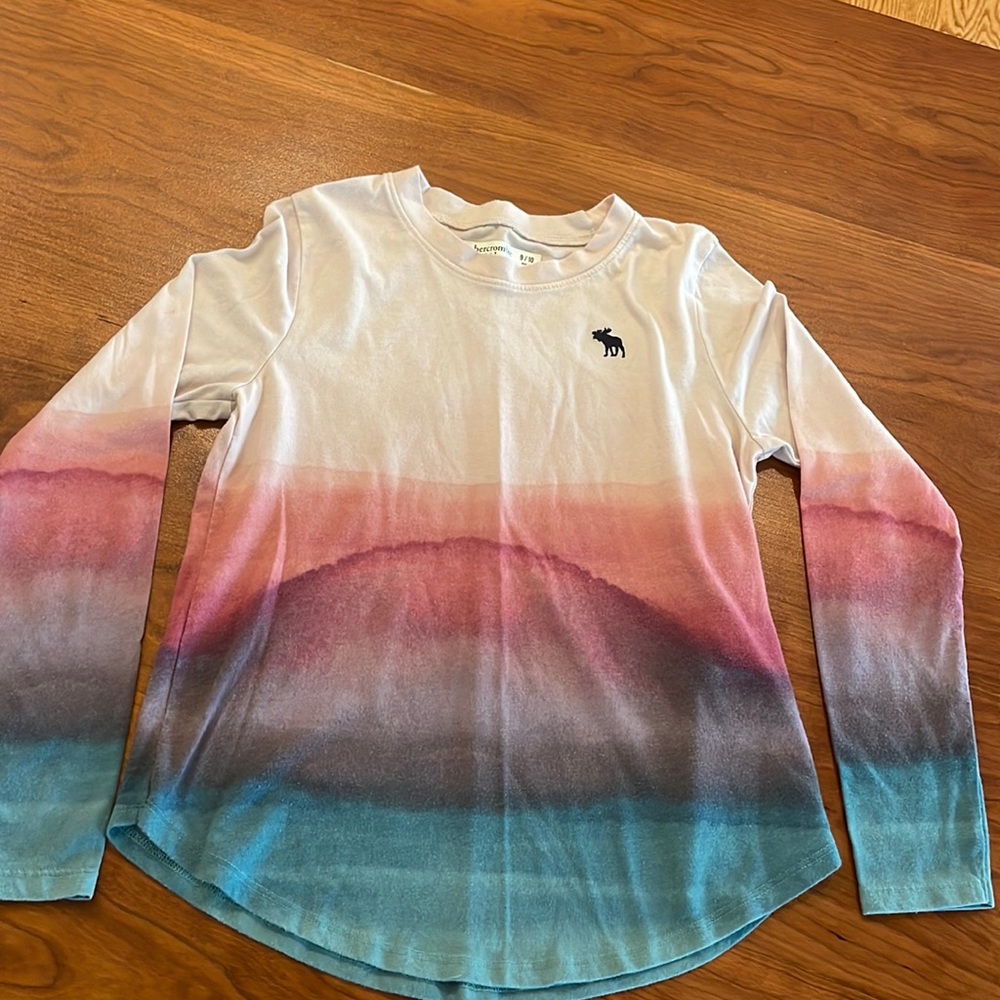 Abercrombie Kids long sleeve top size 9/10